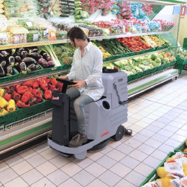 Поломоечная машина Comac Innova 22 B (100Ач, GEL)