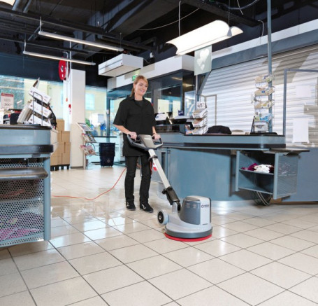 Однодисковая машина Nilfisk FM400 L Complete