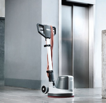 Однодисковая машина Nilfisk FM400 D