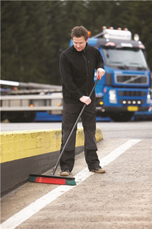 Щетка гаражная Vikan (665мм, красн, черн)