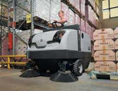 Подметальная машина Nilfisk SR 1450 D