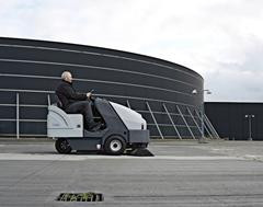 Подметальная машина Nilfisk SR 1601 D3 Maxi