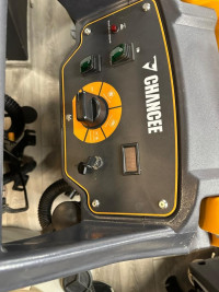 Поломоечная машина Chancee M50 PLUS (113Ач, Gel)