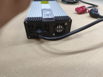 Зарядное устройство Stark Lithium Battery Charger 24V 20A APT