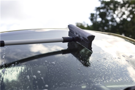 Скребок для стекла Vikan (710см, черный, ручка)