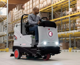 Поломоечная машина Comac C100 Essential (200Ач, Li-ion)