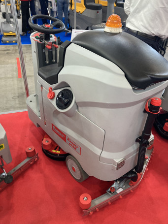 Поломоечная машина Bennett Hussar H760b