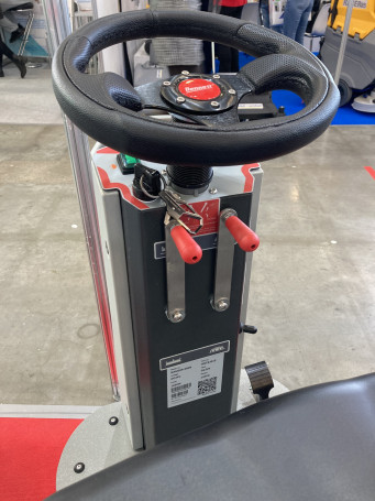 Поломоечная машина Bennett Hussar H760b