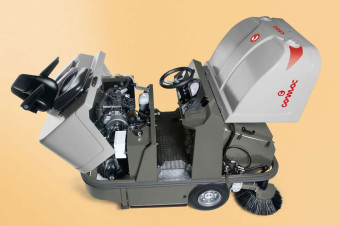 Подметальная машина Comac CS 110 BIFUEL