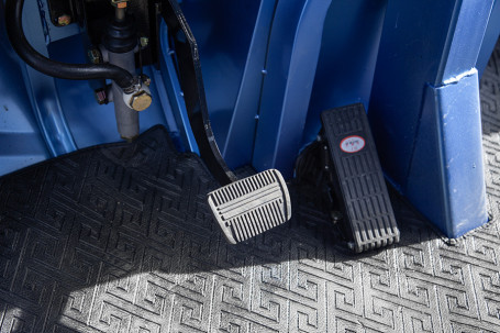  Трицикл электрический Rutrike Фактор 2600 60V2000W (серый)