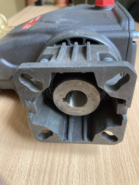 Насос высокого давления IPG E2E2111C (3400 об/мин)