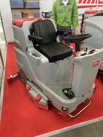 Поломоечная машина Bennett Patrol P150 PRO (200Ач, Li) (BNT66020-li210)