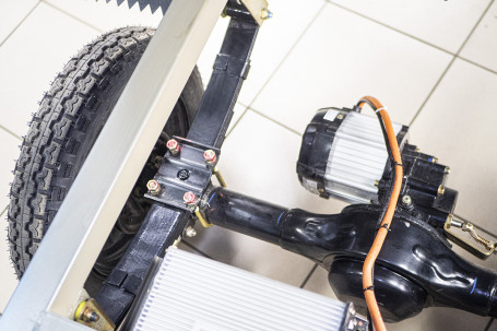 Трицикл электрический Rutrike КАРГО Кабина обогрев 1500 (красный)