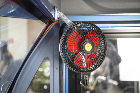 Трицикл электрический Rutrike КАРГО Кабина обогрев 1500 (серый)