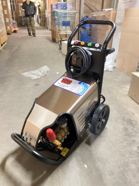 Мойка высокого давления TOR BT-1520B3 (200бар, 15л/мин)