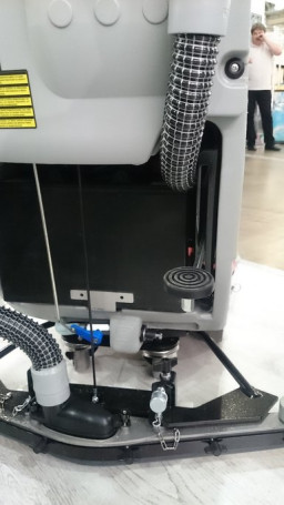 Поломоечная машина Comac Abila 17 В (80Ач, Li)